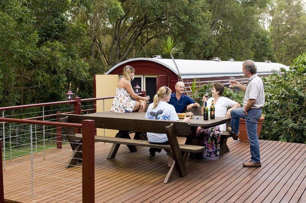 Glass House Mountains Ecolodge Exterior photo