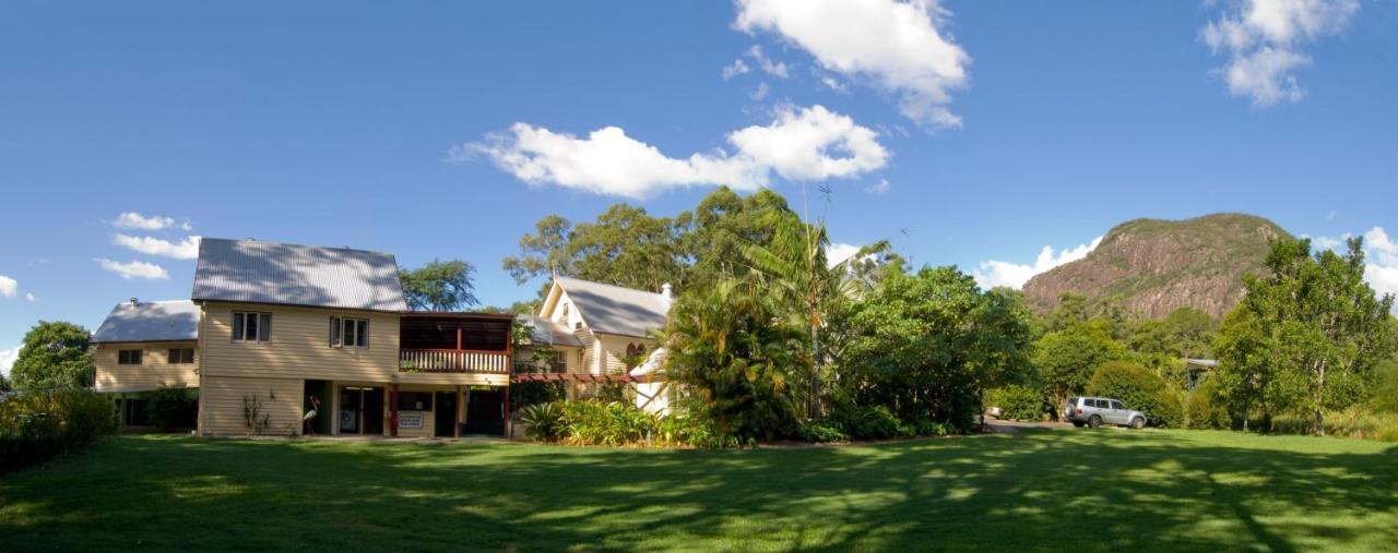 Glass House Mountains Ecolodge Exterior photo